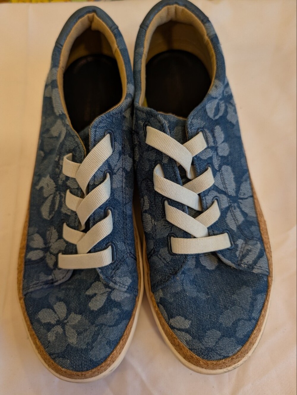 Revitalign Denim Floral Platform Slip-On Sneakers – Size 9.5 Wide